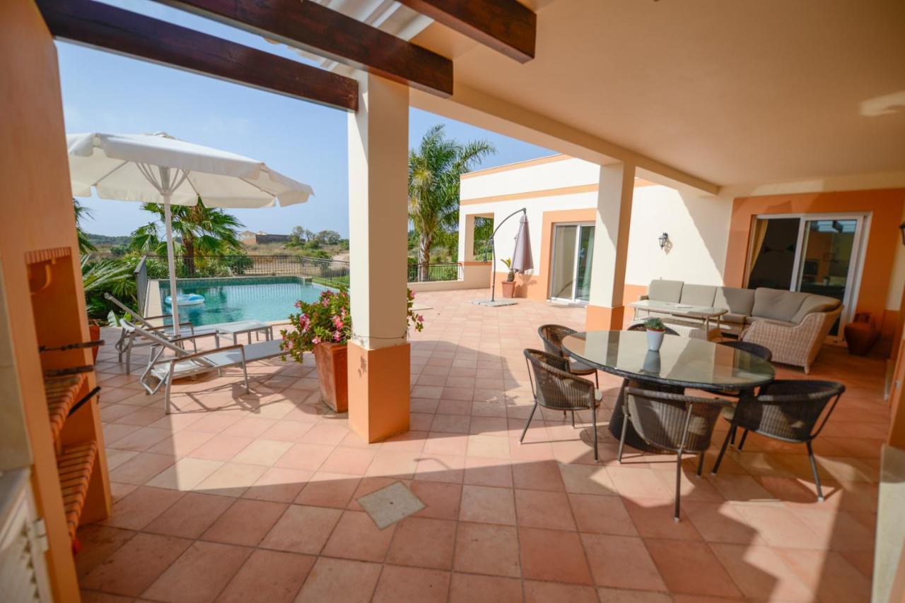Ria Alvor Luxurious Golfview Willa *