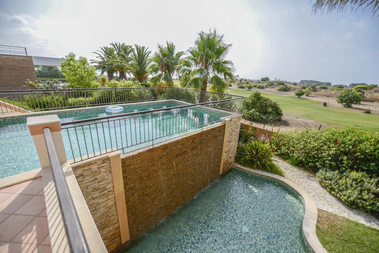 Ria Alvor Luxurious Golfview Willa
