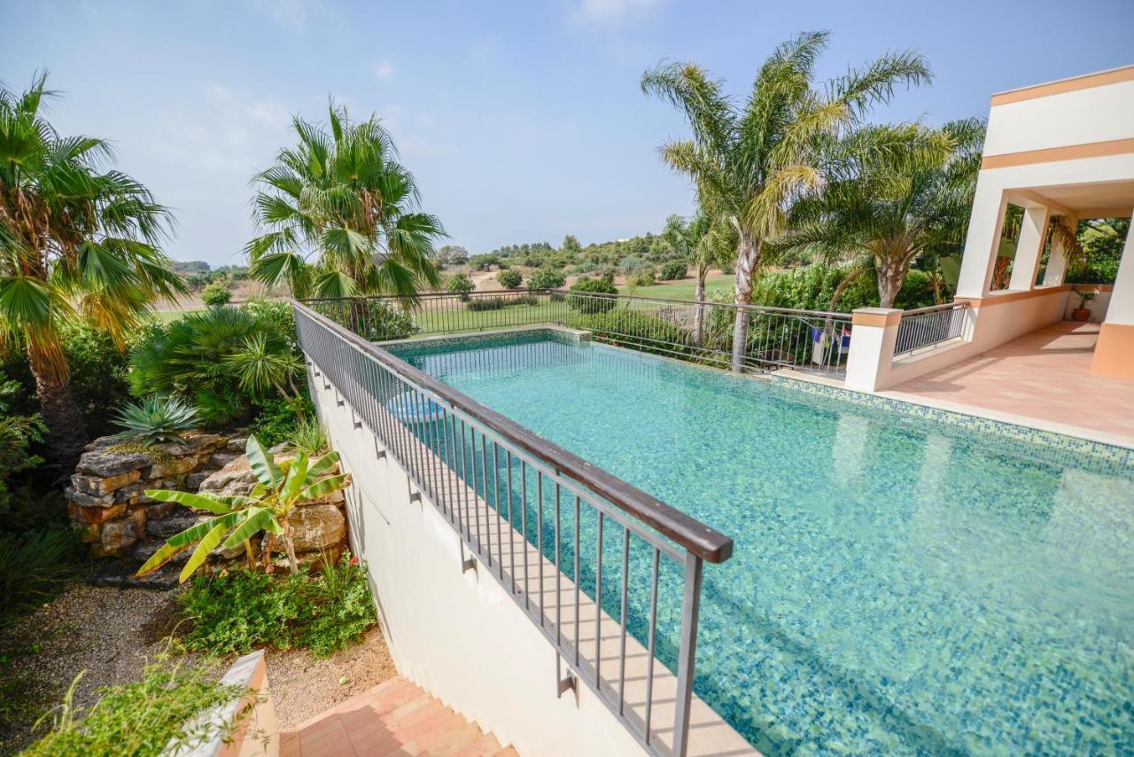 Ria Alvor Luxurious Golfview Willa