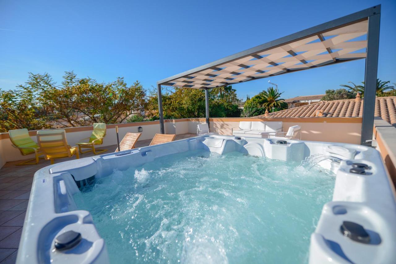 Willa Ria Alvor Luxurious Golfview *