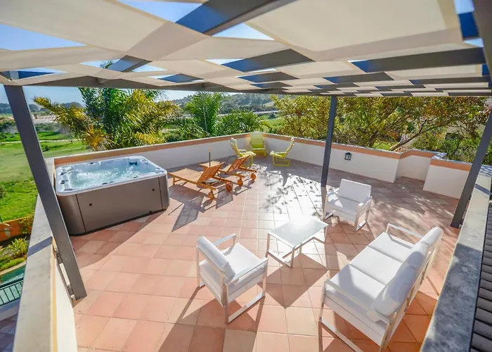 Ria Alvor Luxurious Golfview Villa